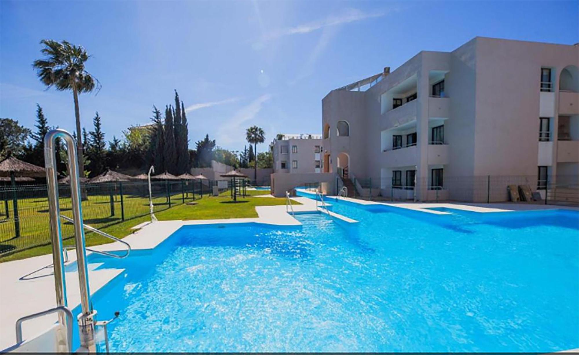 Royal Golf 308 1 Apartment San Roque  Exterior photo